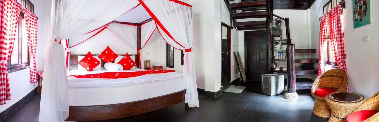 Ecotravel Cottages Bukit Lawang Esterno foto